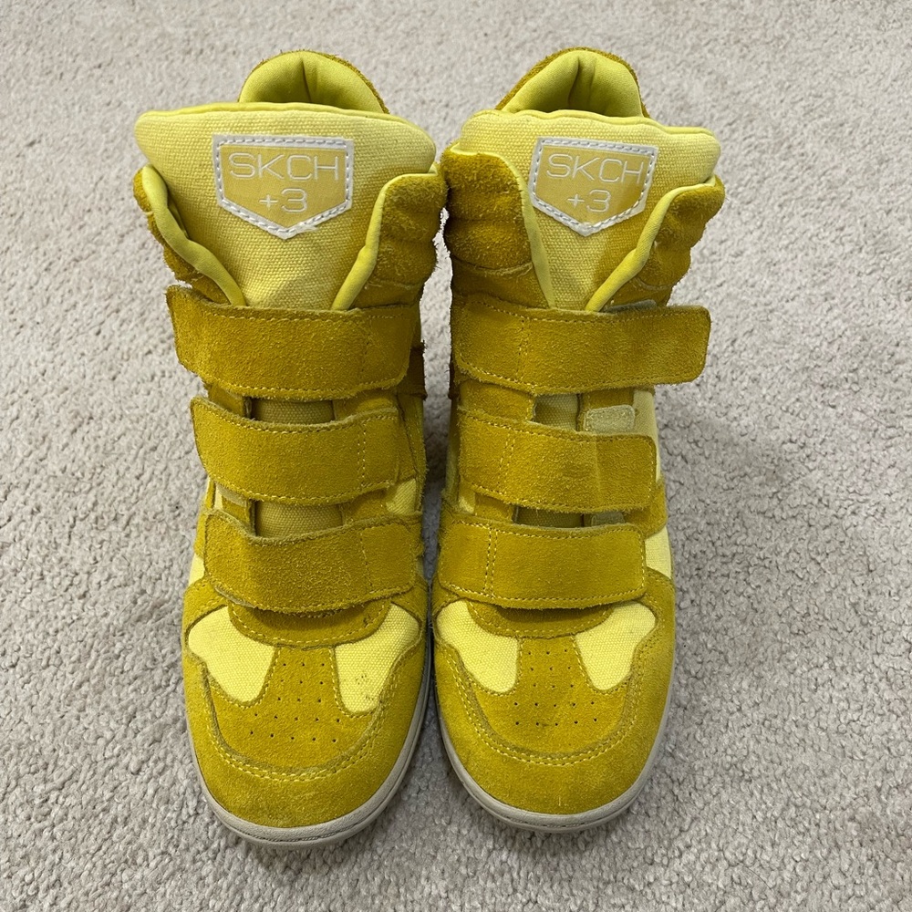 Skechers shoes